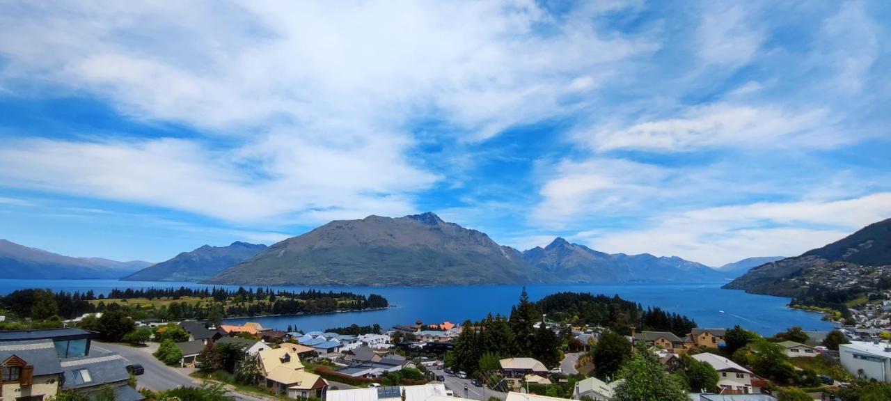 Spacious Home With Awesome Lake Views Distretto di Distretto di Queenstown Esterno foto